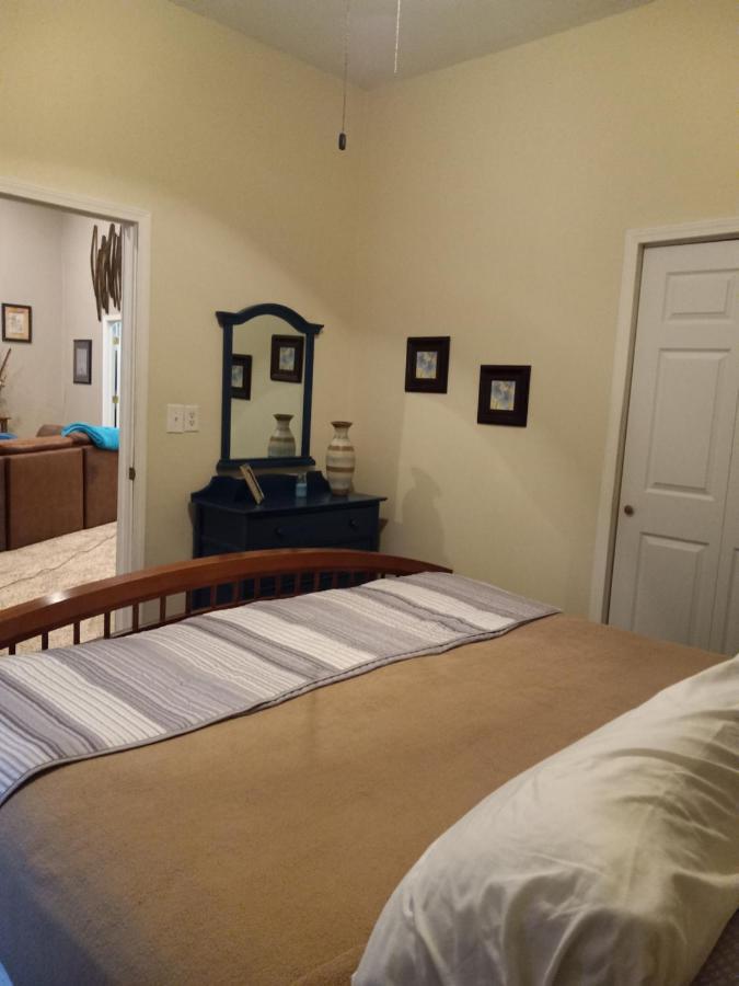 הוילה Loretto The Barrel House Bed & Breakfast מראה חיצוני תמונה